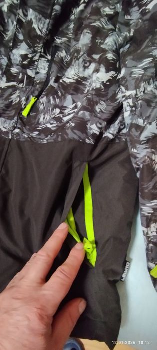 Яке за сноуборд и ски