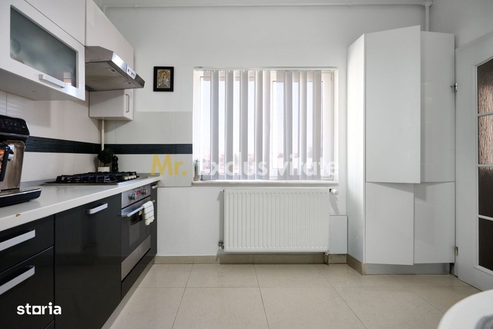 Eremia - Apartament 3 camere + studio | Scara interioara!