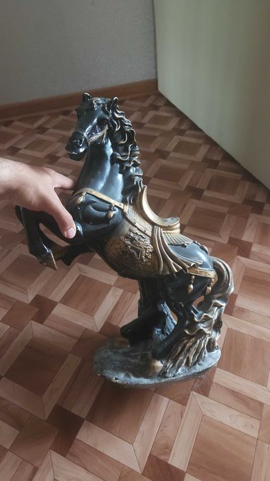 Декор статуэтка конь на дыбах