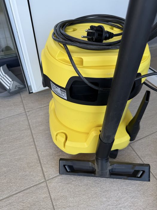 Прахосмукачка Karcher WD 2 за мокро-сухо почистване 1000W