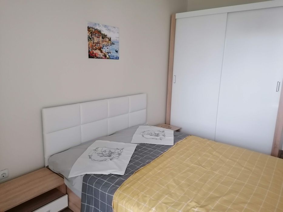 Давам под наем 2 стаен апартамент