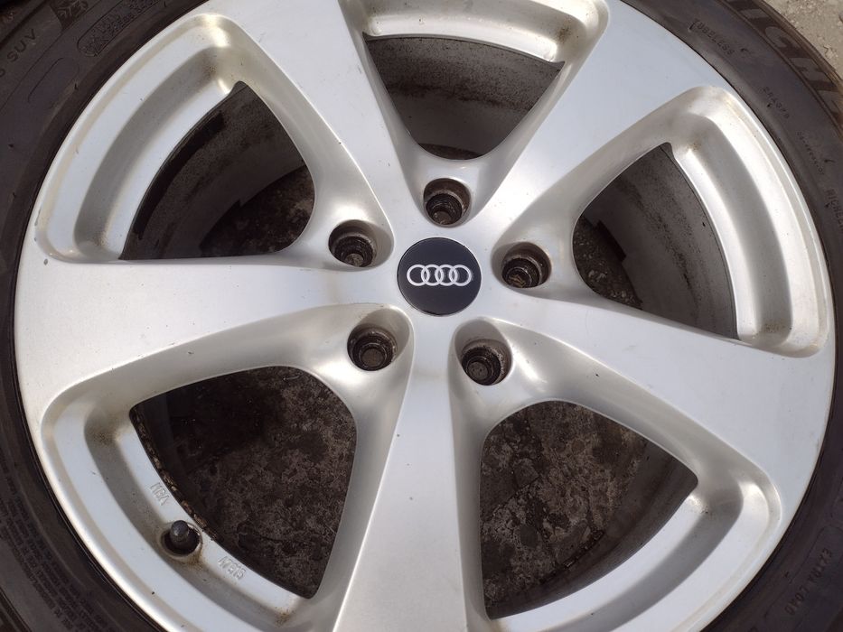Перфектни Borbet 19-5x130 ET53 8.5j. Audi Q7 4L