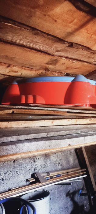 Продам песочницу и горку