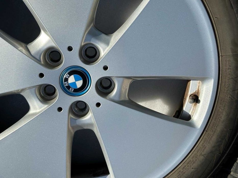 Cauciucuri cu jante style 427 pentru BMW i3