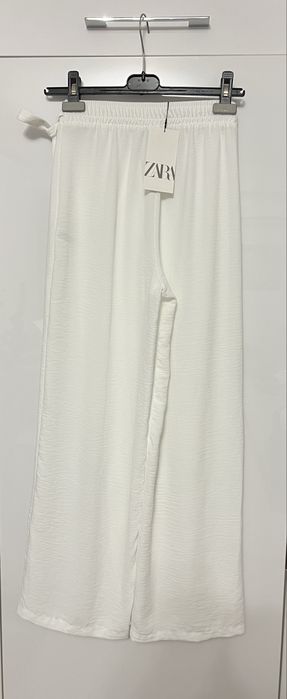 Pantaloni albi pareo, Zara , noi, mar S