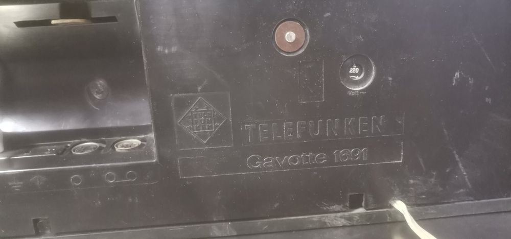 Radio telefunken gavotte ani 60