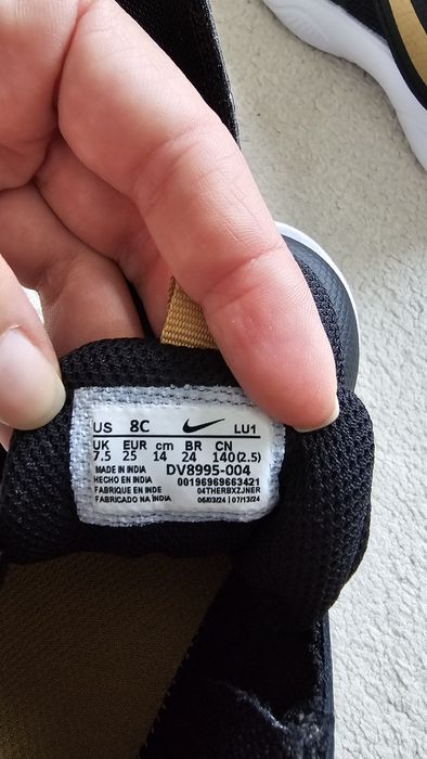 Adidași Nike mărimea 25