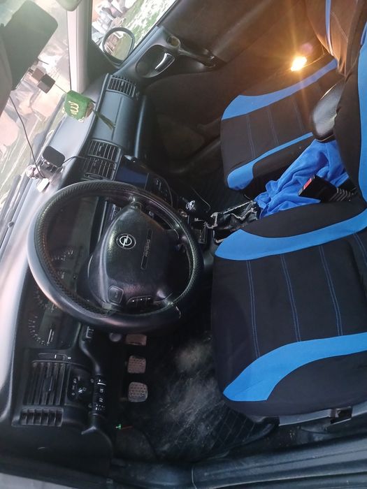 Продам Опель вектра