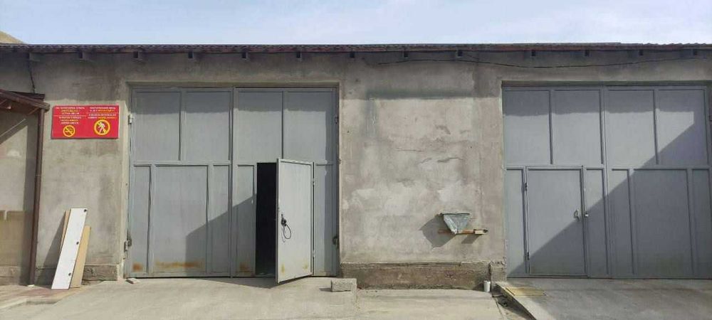 Продаётся 4 000 м² производственная база в пос.Ийк оте.