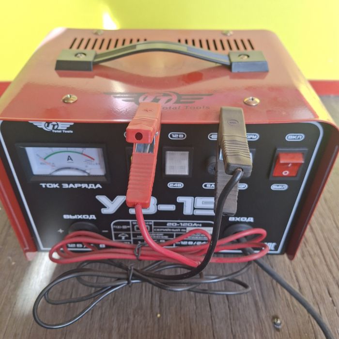 Продаю зарядное устройство