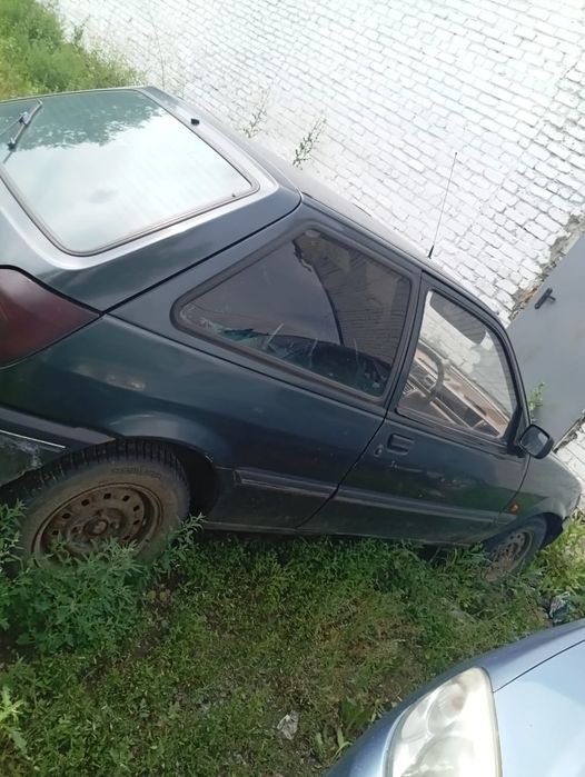 Продам машину Форд фиеста