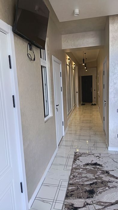 Rudakiy kuchisi 225 uydan 3 xonalik kvartira ijaraga beriladi.