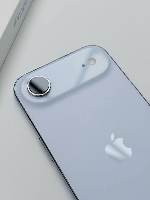 Продам Iphone 17 Air 512Gb E-Sim Sky Blue