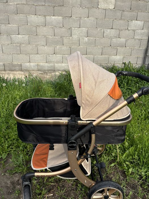 Продам коляску для новорождённого
