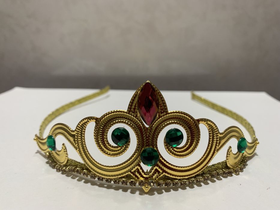 Диадема праздничная