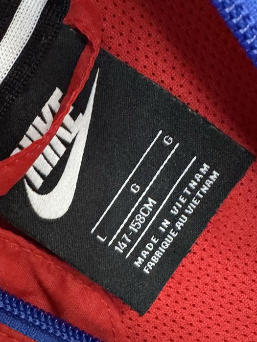 Детска ветровка NIKE