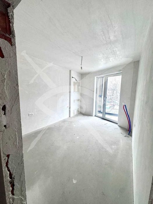 Четиристаен апартамент в жк. Красно село № 98852