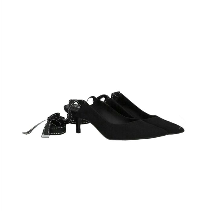 Pantofi Berska cu toc scurt 3 cm negri marimi 36 si 37 noi