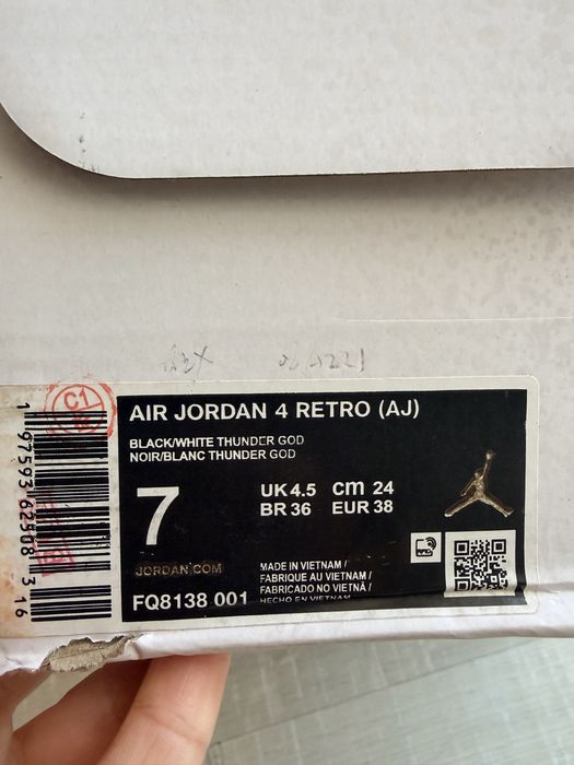 Нови Nike Jordan Air 4 Retro  38 номер