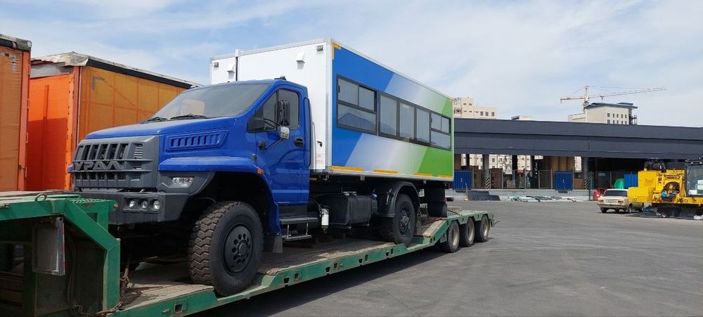Продам Урал вездеход вахтовая!