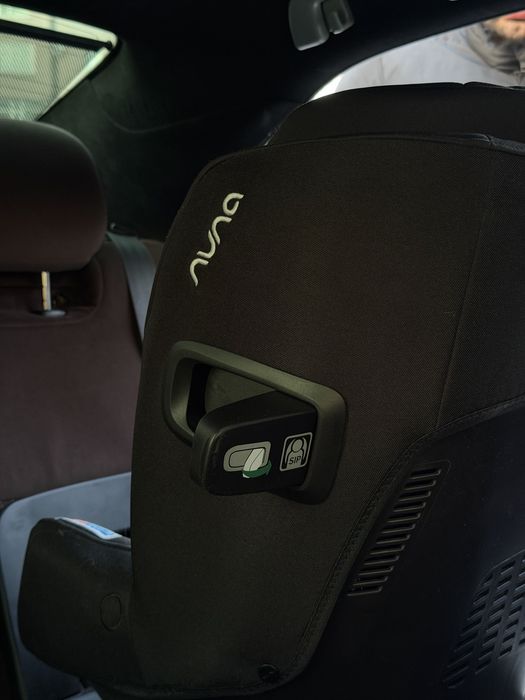 Новое автокресло