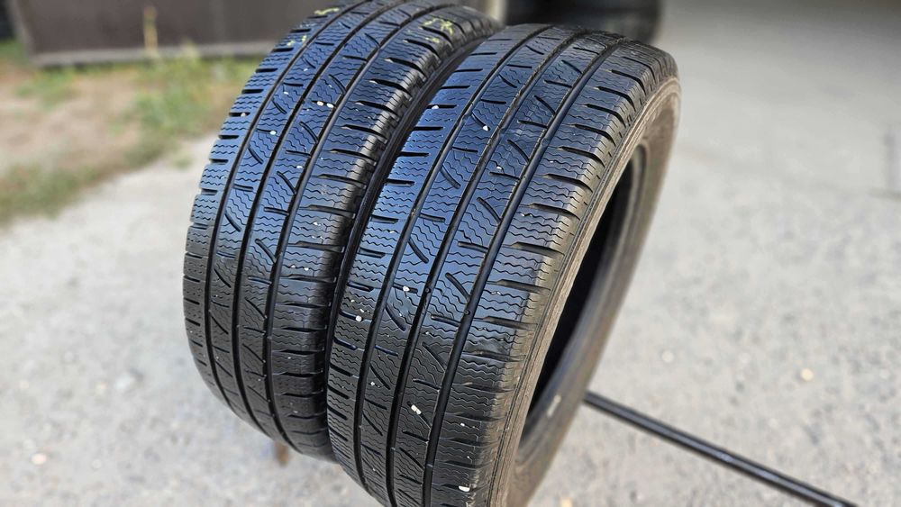215/65 R16C • Iarna • Pirelli Carrier Winter 109/107R | 2 buc | Pret/buc