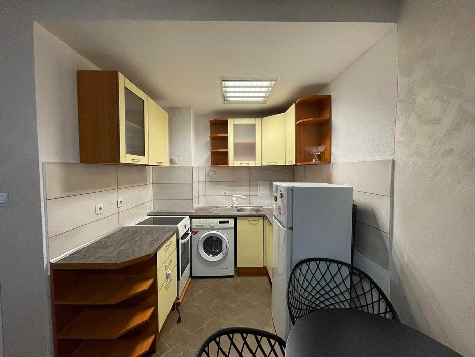 Дава се под наем Двустаен апартамент в Радомир - 56 кв.м за 255 € - Снимка #3