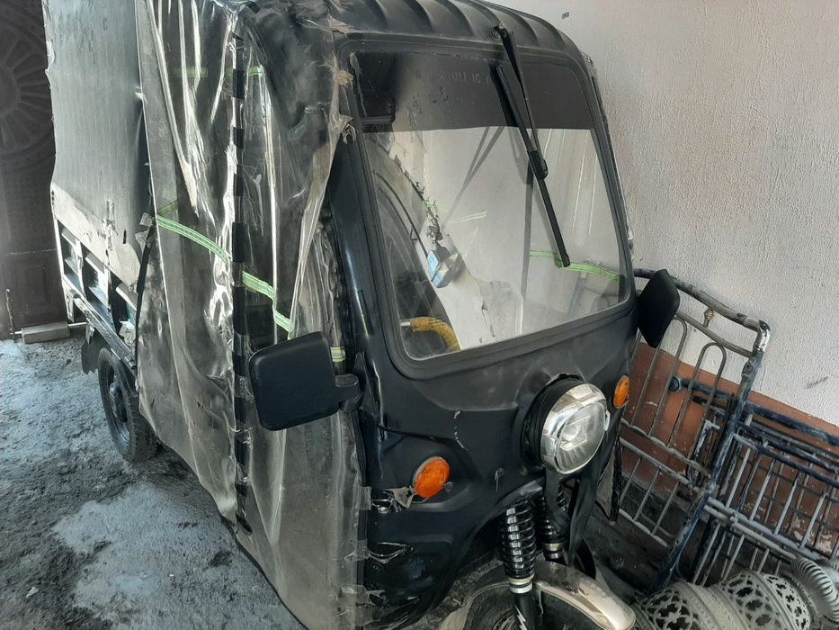 Skuter sotiladi xolati yaxshi bita akmaltur kuygan 4tasi yaxshi  600$$