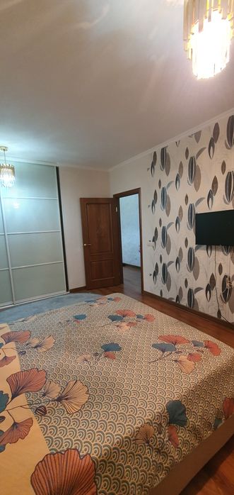 Левый берег посуточно