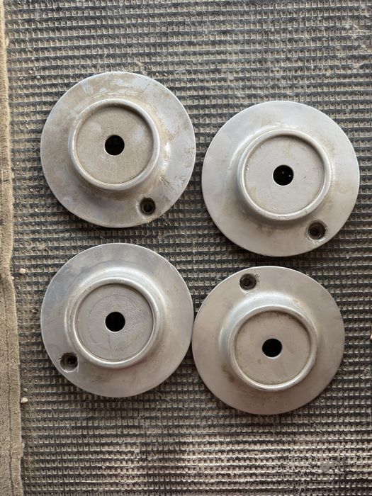 Продам крышку от дисков