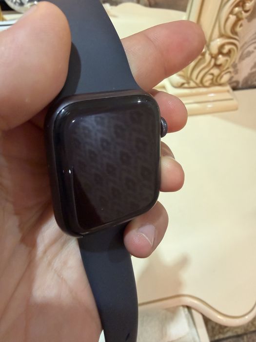 Aplle watch se 44 mm  эпл уотч