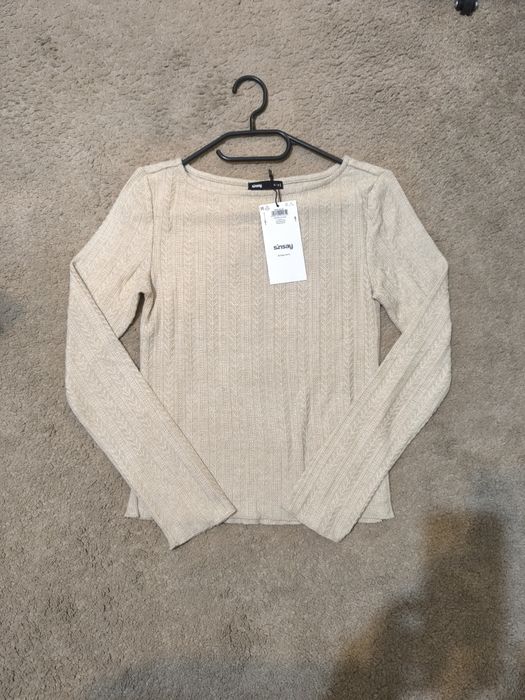 Pulover pe corp (tricotat)