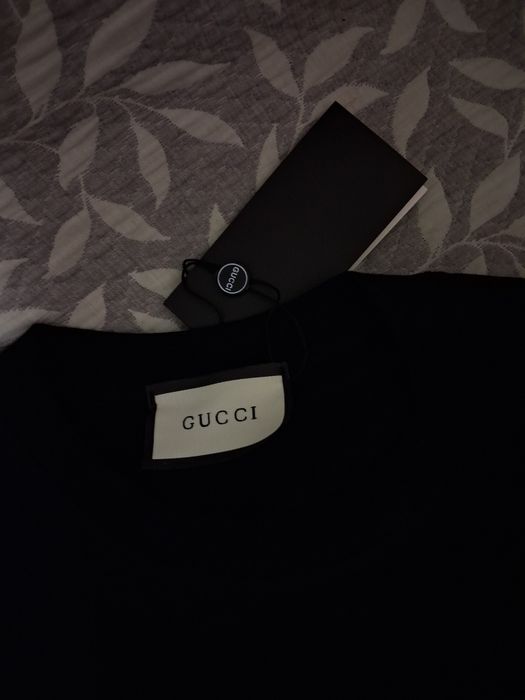 .Футболка:gucci.