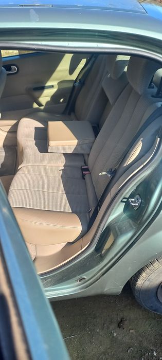 Dezmembrez Megane 2 1.5 euro 4