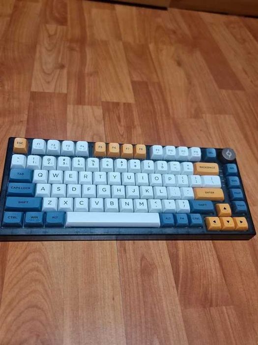 Tastatura Aqirys Libertas