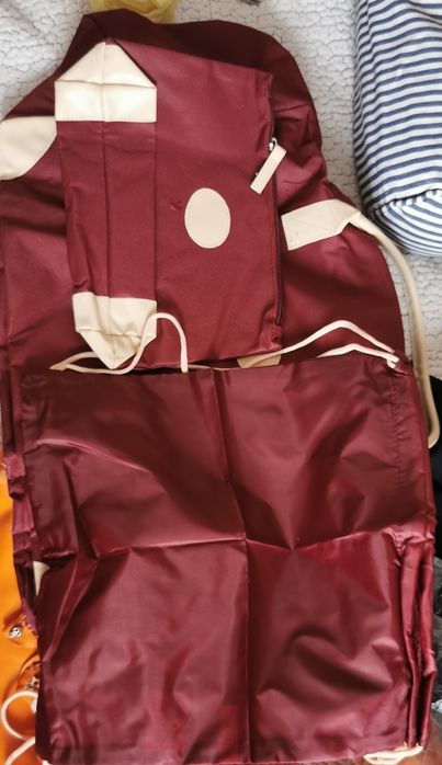 Geanta voiaj cu port-fard și săculeț pt  obiecte