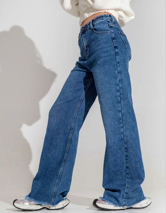 Джинсы на девочку, ростовка 146