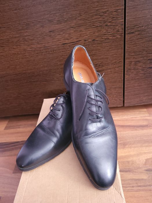 Pantofi bărbați noi