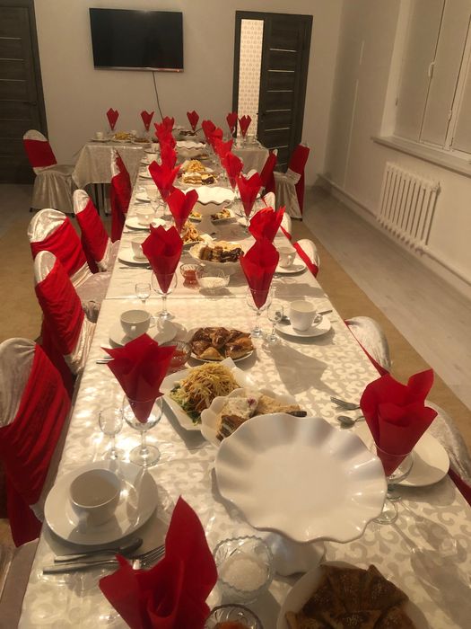 аренда столов и стульев