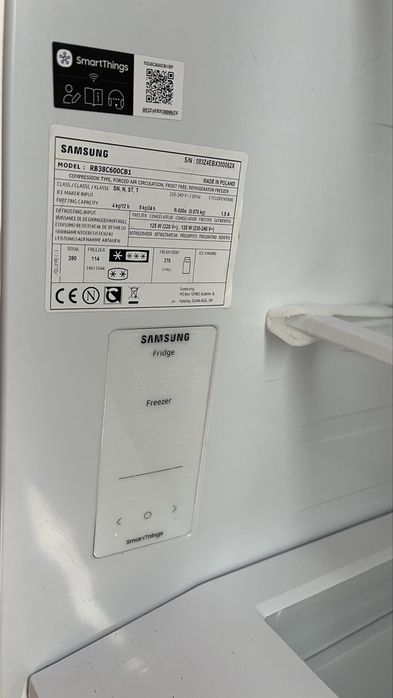Combina frigorifica Samsung RB38C600CB1 EF 390 l Clasa C  Cooling, Compresor Digital Inverter WiFi AI Energy Smart Control H 203 cm Dark Inox