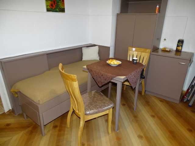 Обзаведен, Борово, До Тодор Каблешков