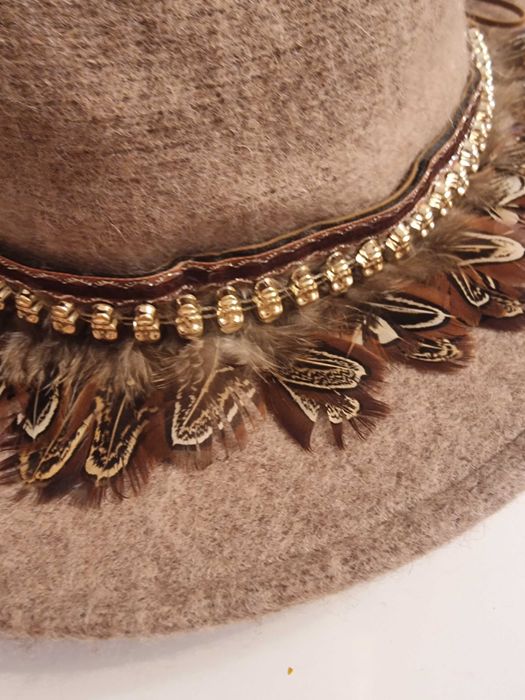 Palarie dama meli melo