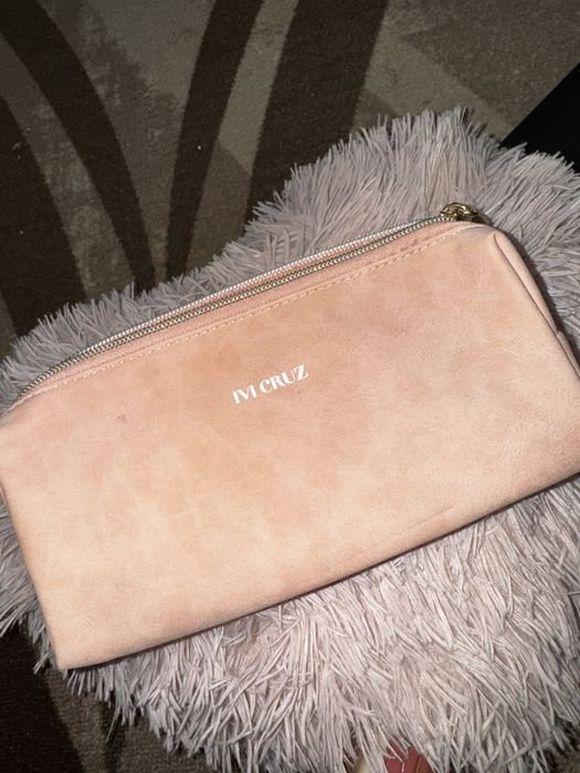 Палитри и четки за грим