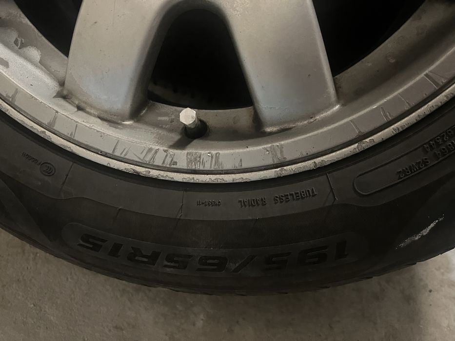 продам комплект диски с резиной