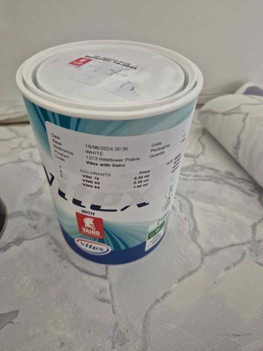 Интериорни Бои в Разични цветове