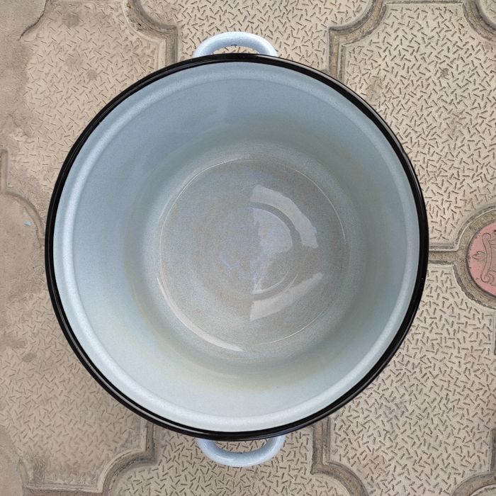 Эмалированная кастрюля 10 литров