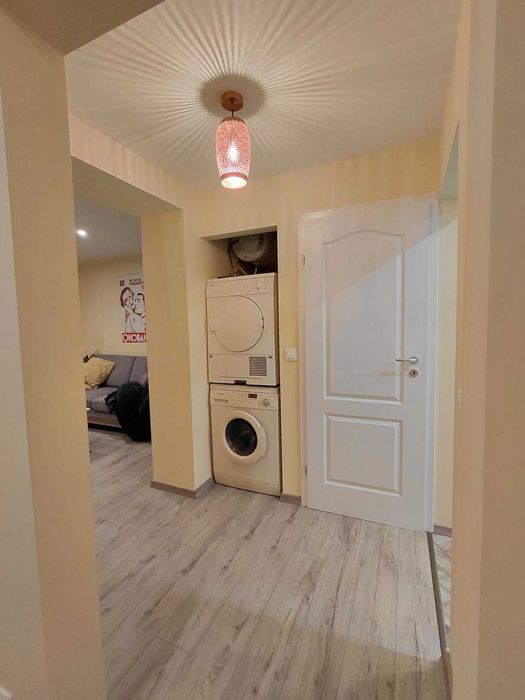 Давам под наем 3-стаен в Центъра