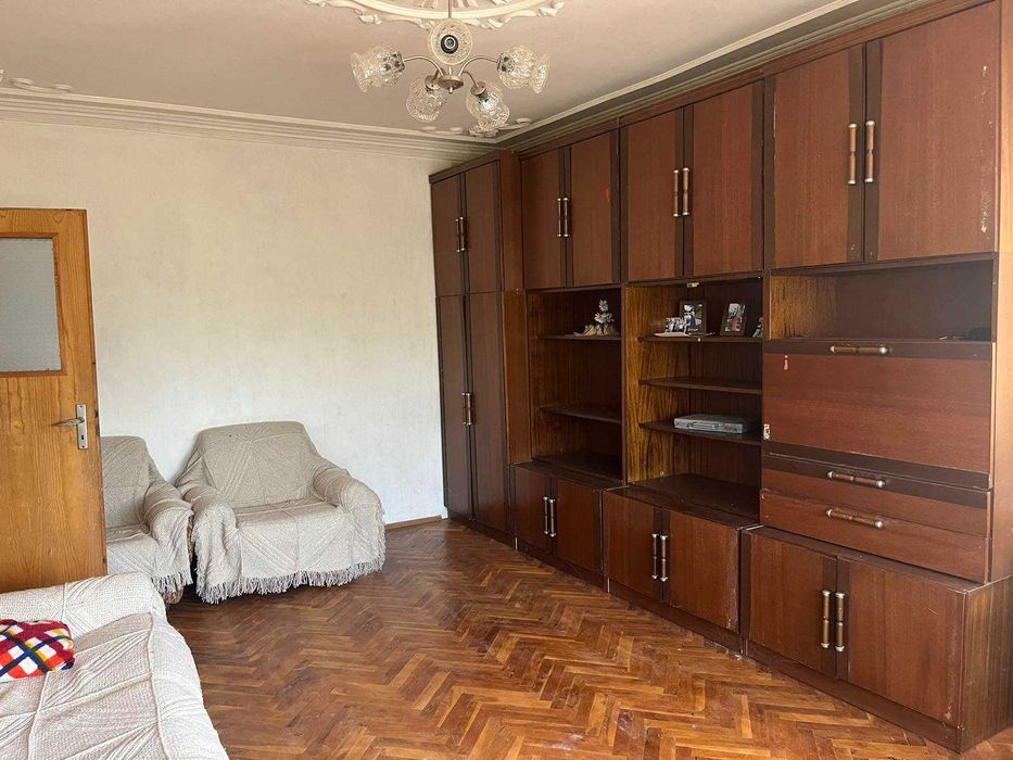Продава се Тристаен апартамент в Хисаря - 120 кв.м за 959 €/кв.м - Снимка #2