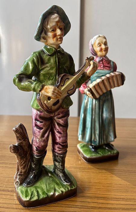 порцеланови статуетки