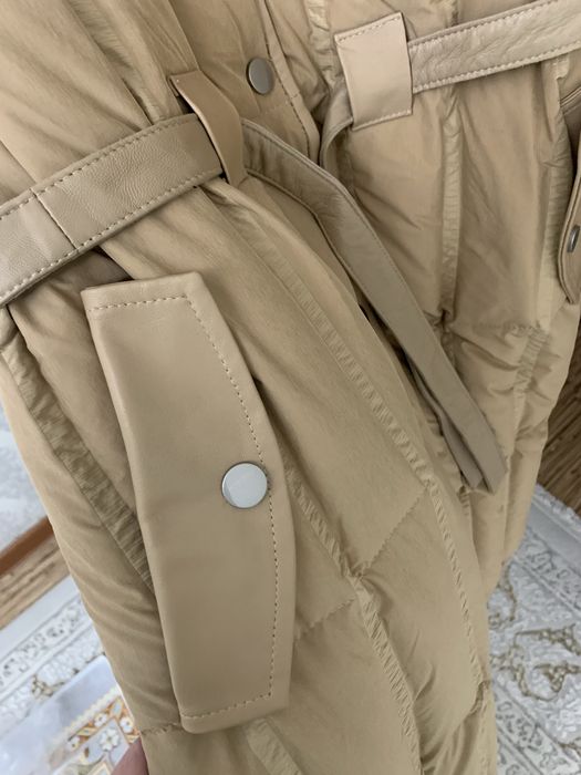 Продается куртка с норковым воротником